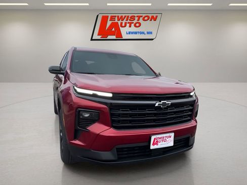 New 2026 Chevrolet Traverse LT w/ Midnight/Sport Edition image 2