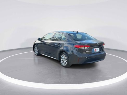 Used 2023 Toyota Corolla LE w/ LE Premium Package image 6