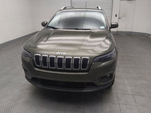 Used 2021 Jeep Cherokee Latitude Lux w/ Comfort/Convenience Group AWD/4WD image 15