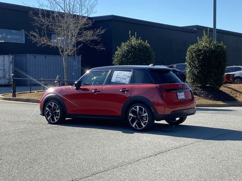 New 2026 MINI Cooper 4-Door Hardtop FWD image 16