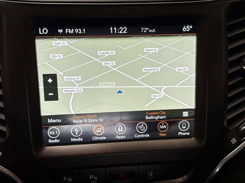 Used 2019 Jeep Cherokee Trailhawk AWD/4WD image 26