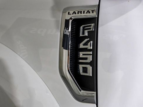 Used 2019 Ford F450 Lariat w/ Lariat Value Package image 43