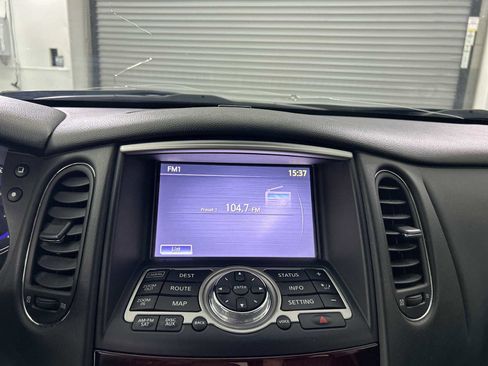 Used 2017 INFINITI QX50 AWD w/ Premium Plus Package image 12