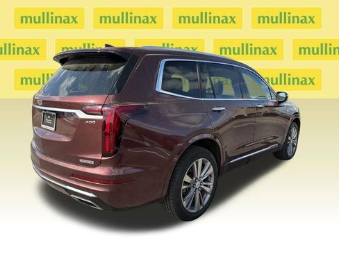 Used 2023 Cadillac XT6 Premium Luxury image 11