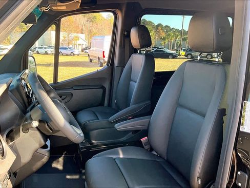 New 2025 Mercedes-Benz Sprinter 2500 image 15