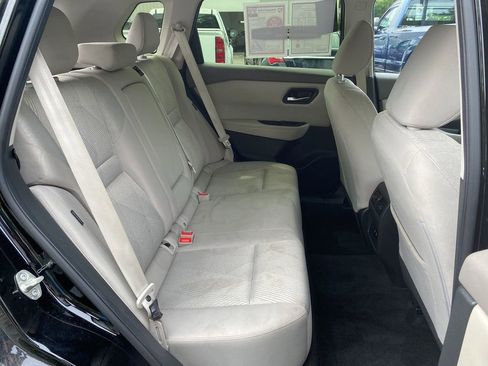 Used 2024 Nissan Rogue SV image 26