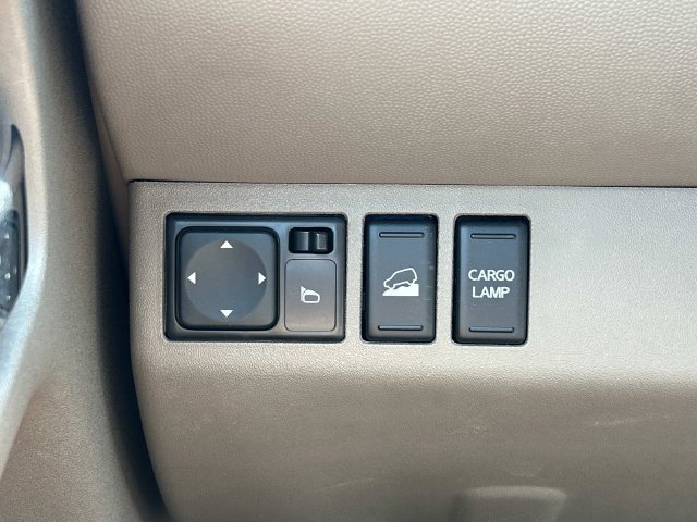 Used 2018 Nissan Frontier SV w/ Value Truck Package AWD/4WD image 26