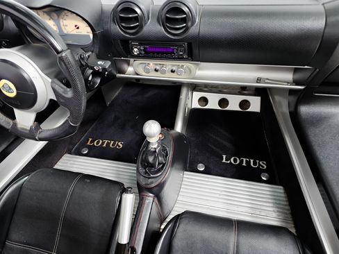 Used 2005 Lotus Elise image 26