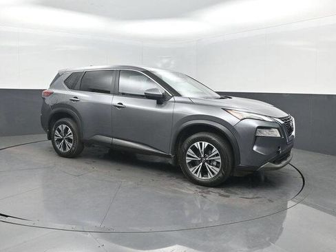 Used 2022 Nissan Rogue SV image 38