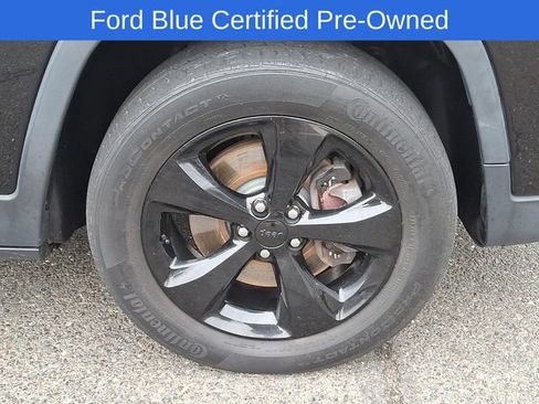 Used 2020 Jeep Cherokee Latitude Plus AWD/4WD image 10