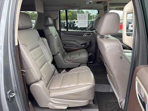Used 2020 GMC Yukon XL Denali w/ Denali Ultimate Package image 21