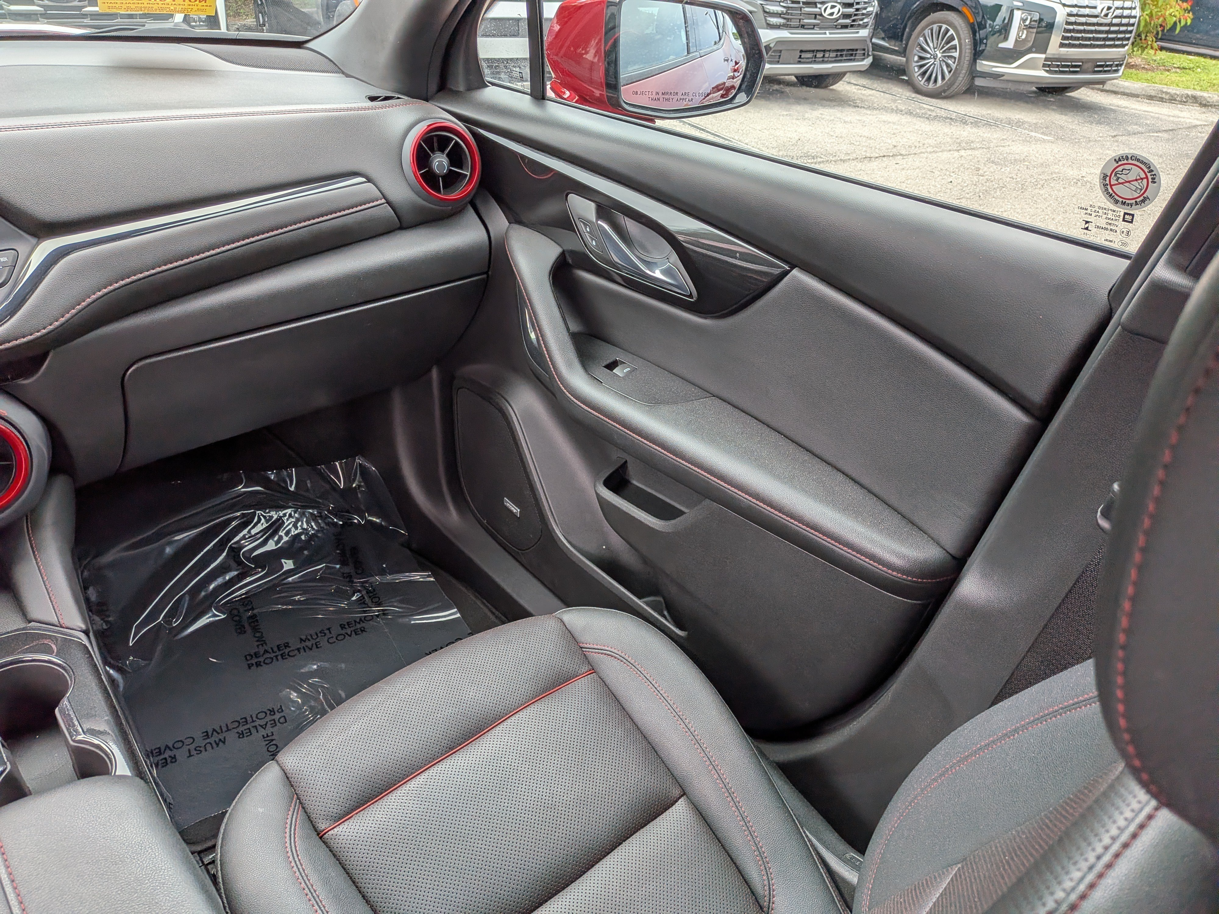Used 2025 Chevrolet Blazer RS FWD image 19