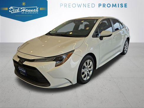 Used 2024 Toyota Corolla LE FWD image 1