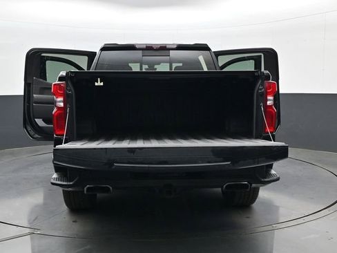 Used 2020 Chevrolet Silverado 1500 High Country w/ Technology Package AWD/4WD image 32