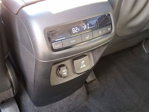 Used 2022 Hyundai Palisade SEL w/ Convenience Package image 26