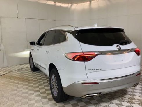 Used 2024 Buick Enclave Essence w/ LPO, Floor Liner Package FWD image 7