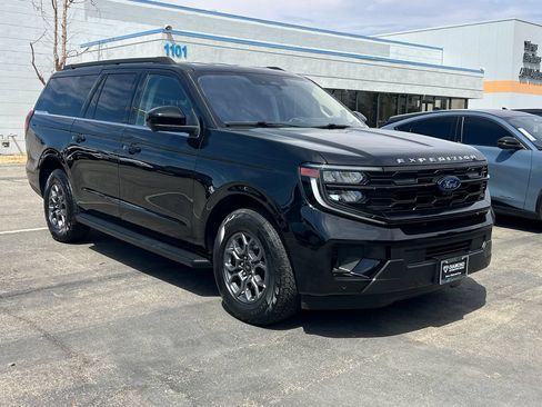 Used 2025 Ford Expedition Max Active AWD/4WD image 10