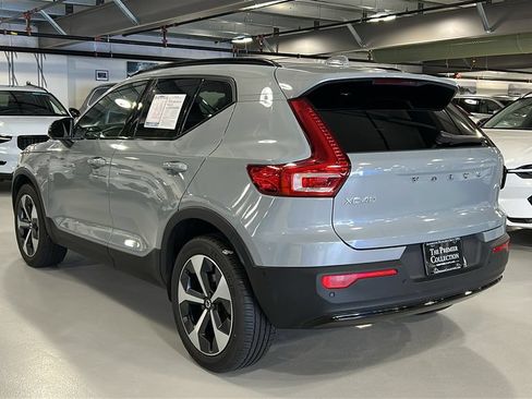 Certified 2026 Volvo XC40 B5 Plus AWD/4WD image 6