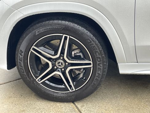 Certified 2025 Mercedes-Benz GLE 450 4MATIC image 15