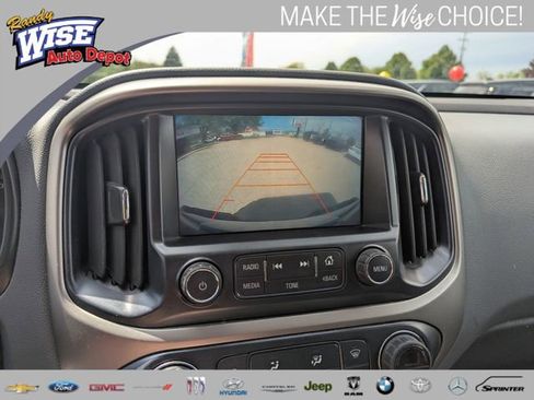 Used 2017 Chevrolet Colorado Z71 AWD/4WD image 15