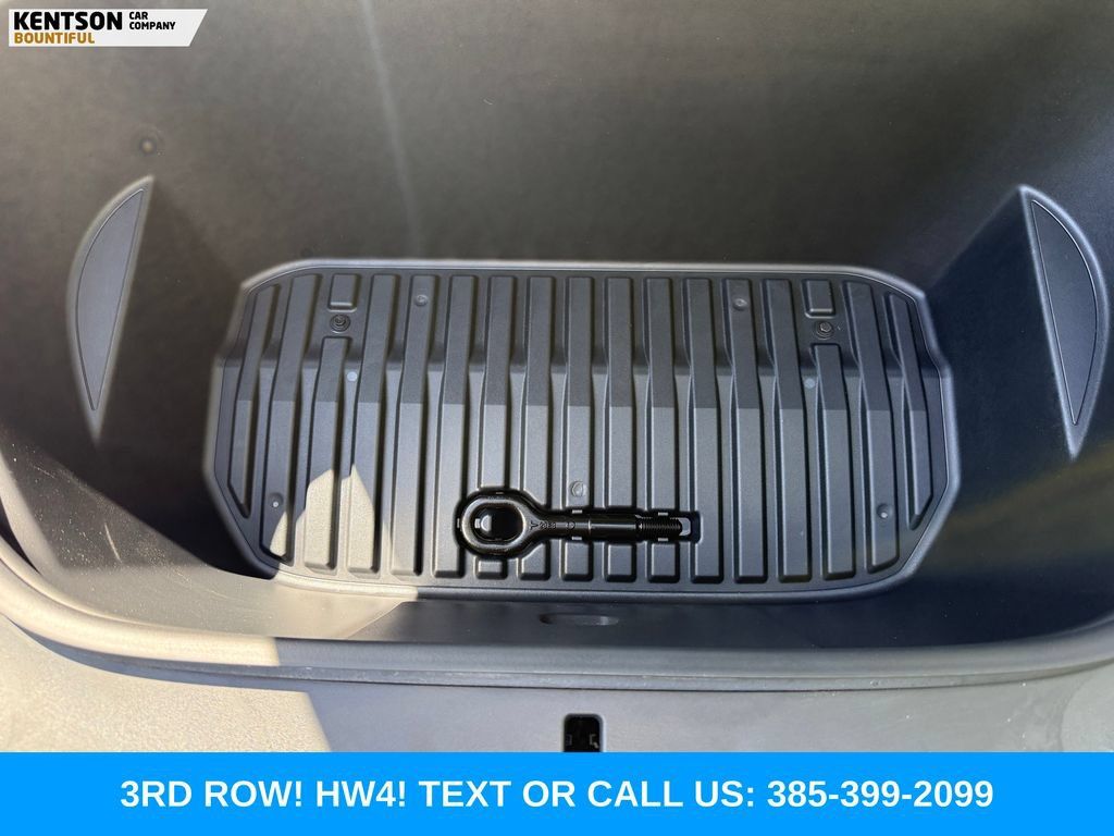 Used 2023 Tesla Model Y Long Range AWD/4WD image 34