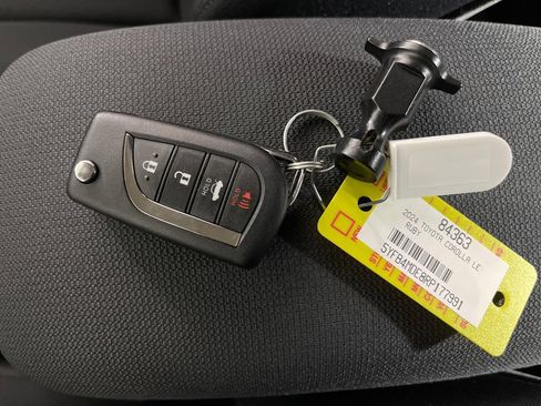 Certified 2024 Toyota Corolla LE FWD image 24