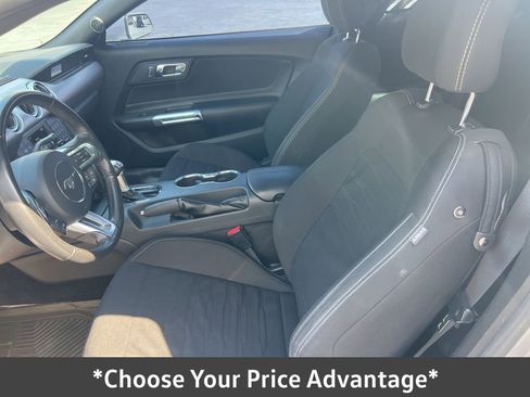 Used 2015 Ford Mustang Coupe image 23