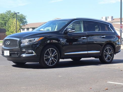 Used 2017 INFINITI QX60 Luxe w/ Premium Plus Package AWD/4WD image 11
