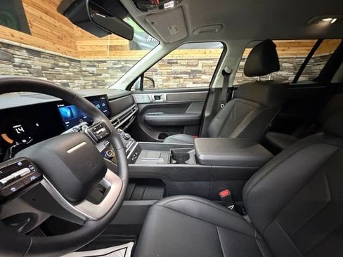 Used 2026 Hyundai Santa Fe SEL AWD/4WD image 13
