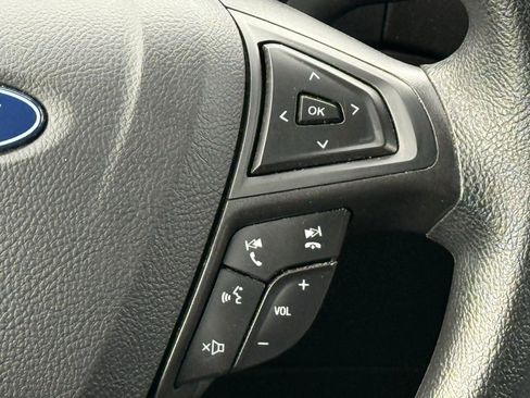 Certified 2022 Ford Edge SE image 26