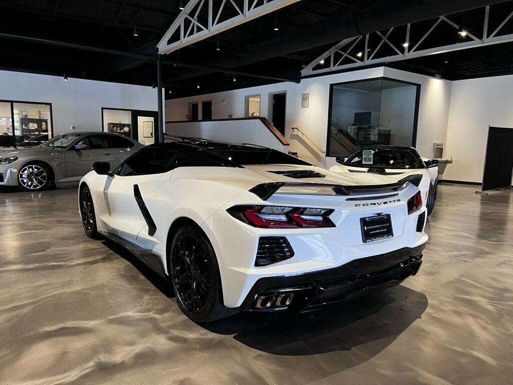 Used 2021 Chevrolet Corvette Stingray Premium Conv w/ Z51 Performance Package RWD image 5