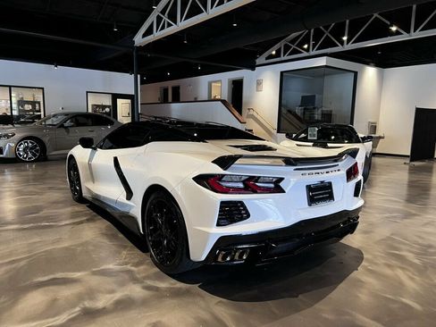 Used 2021 Chevrolet Corvette Stingray Premium Conv w/ Z51 Performance Package RWD image 5