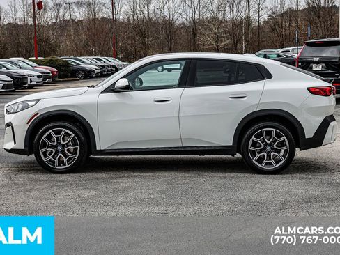 Used 2025 BMW X2 xDrive28i image 8