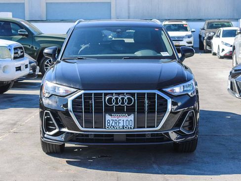 Used 2022 Audi Q3 2.0T Premium w/ Convenience Package image 2