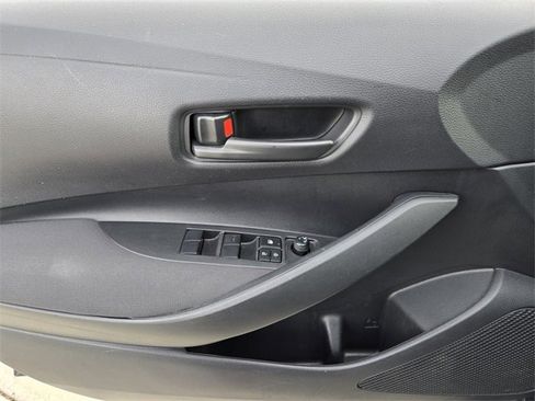Used 2023 Toyota Corolla LE image 24