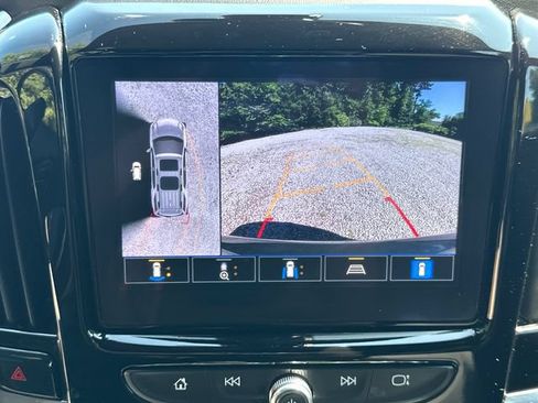 Certified 2023 Chevrolet Traverse LT w/ Rear Camera Mirror Package AWD/4WD image 31