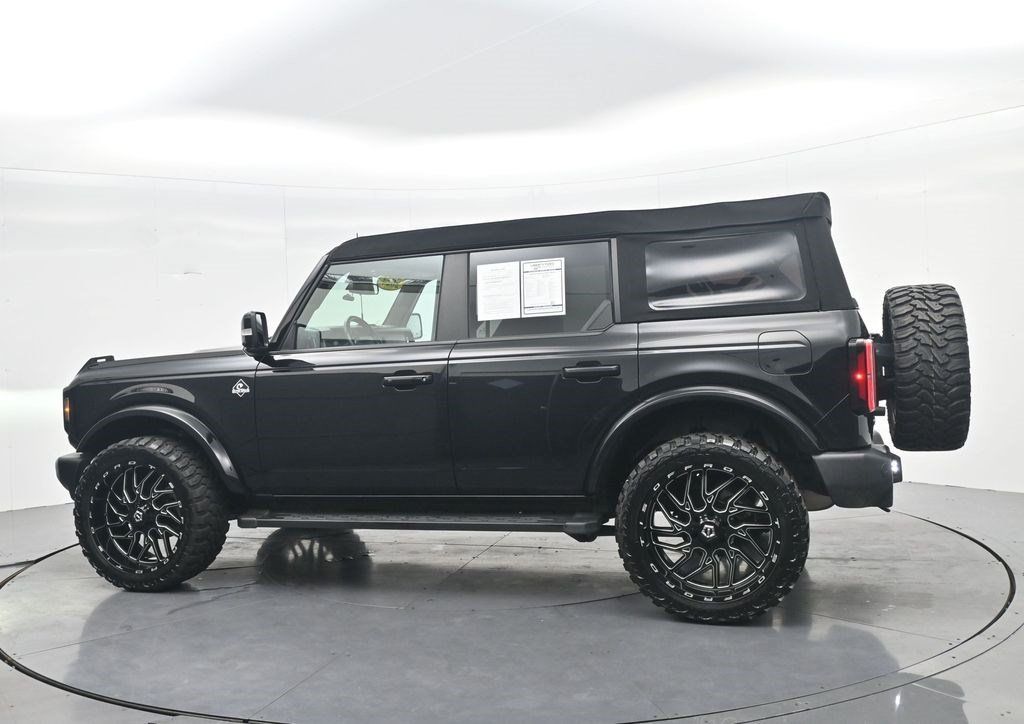Used 2024 Ford Bronco Outer Banks AWD/4WD image 8