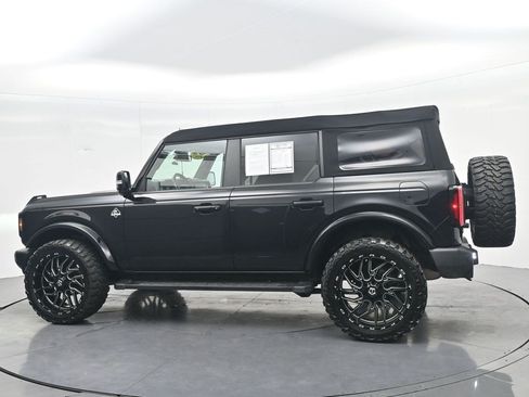 Used 2024 Ford Bronco Outer Banks AWD/4WD image 8