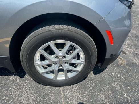 Used 2023 Chevrolet Equinox LT w/ LPO, Floor Liner Package AWD/4WD image 7