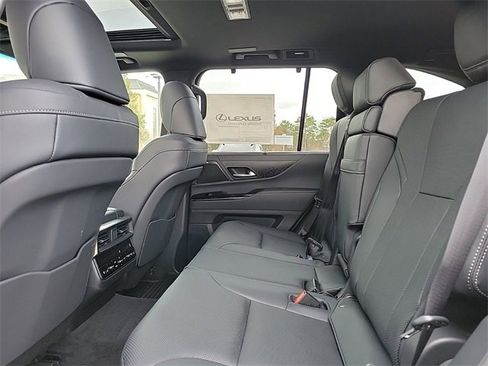 New 2025 Lexus LX 600 4WD w/ Premium Package image 11