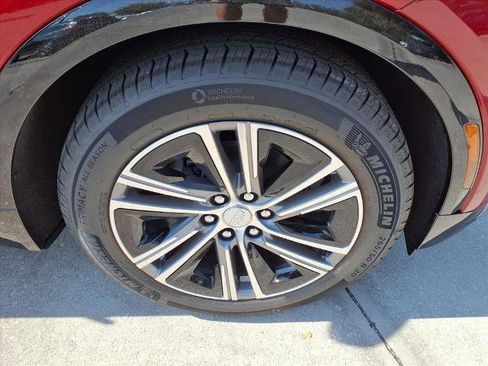 New 2026 Cadillac Lyriq Luxury RWD image 7