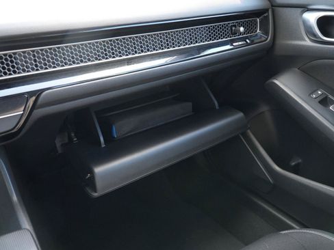 Used 2023 Honda Civic Sport image 26