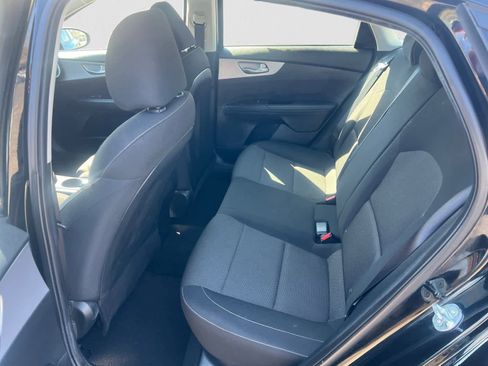Used 2024 Kia Forte LXS image 10