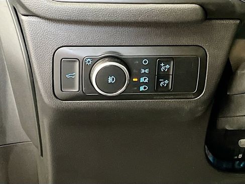 Used 2024 Ford Escape Platinum w/ Premium Technology Package AWD/4WD image 10