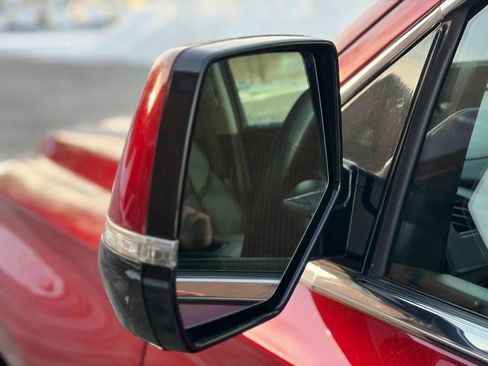 Used 2018 Cadillac Escalade Premium Luxury image 10