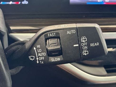 Used 2024 BMW X5 sDrive40i w/ Premium Package image 28