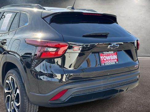 Used 2025 Chevrolet Trax RS w/ Driver Confidence Package image 5