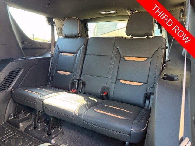 Used 2023 GMC Yukon AT4 w/ AT4 Premium Plus Package AWD/4WD image 23