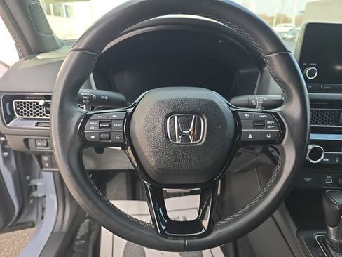 Used 2023 Honda Civic Sport image 17