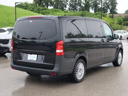 Used 2023 Mercedes-Benz Metris Passenger image 4